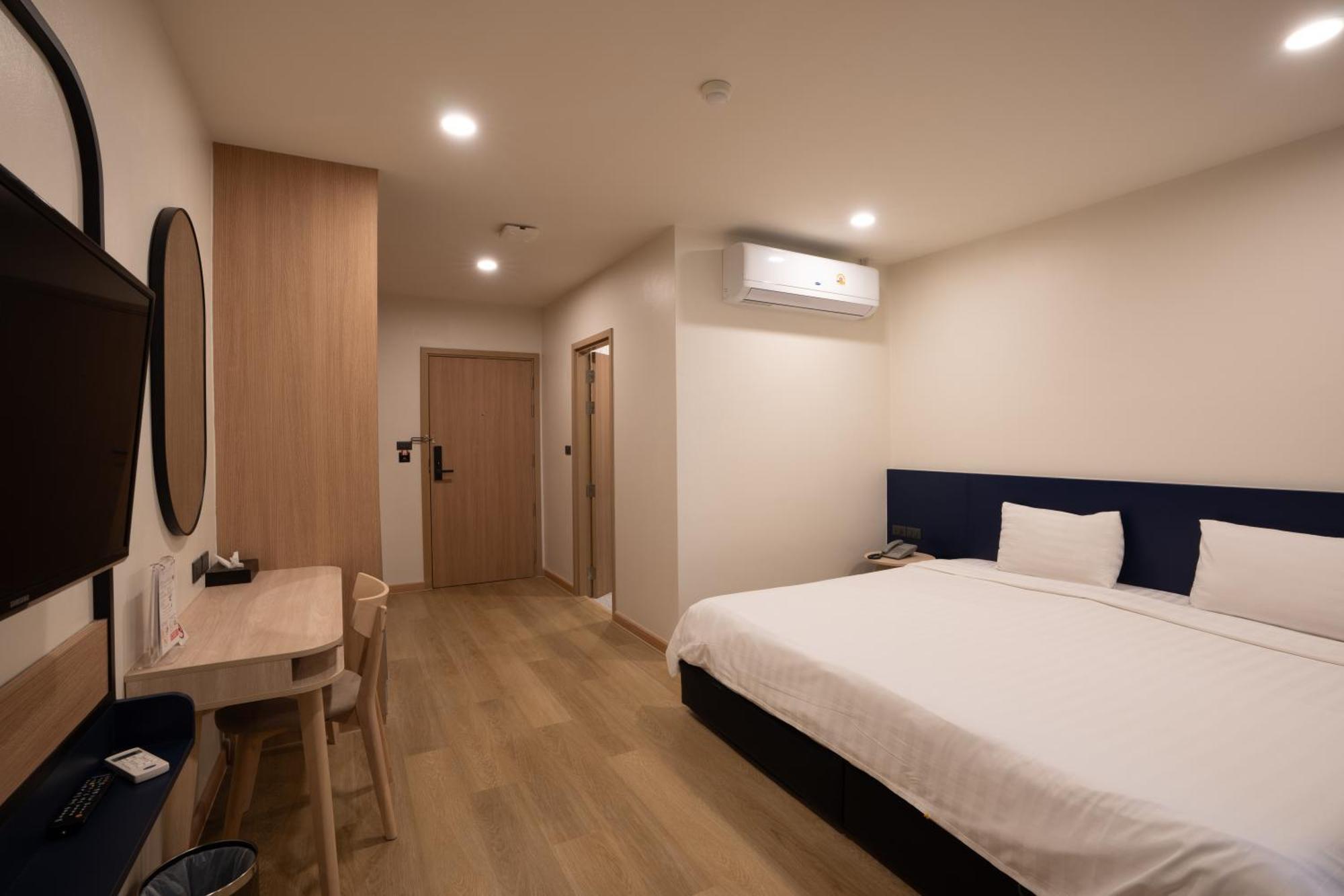 Ca Hotel And Residence Phuket - Sha Extra Plus Exterior photo